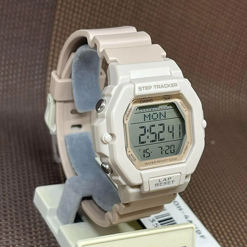 Годинник Casio LWS-2200H-4A - фото 2