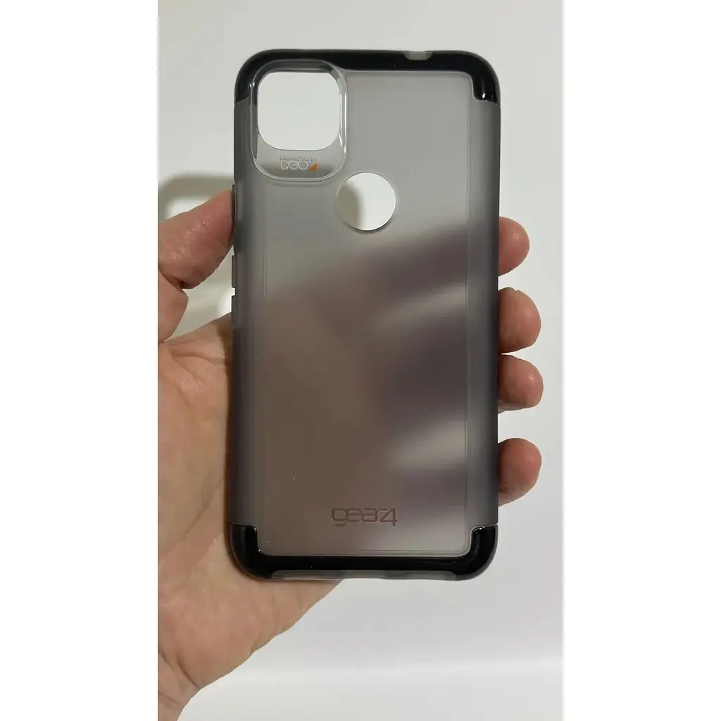 Противоударный силиконовый чехол Gear4 Wembley Palette для Google Pixel 4a (5.8") Smoke (702005704) - фото 9