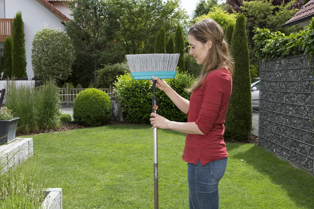 Щітка для терас Gardena Combisystem 32 см (03609-20.000.00) - фото 5