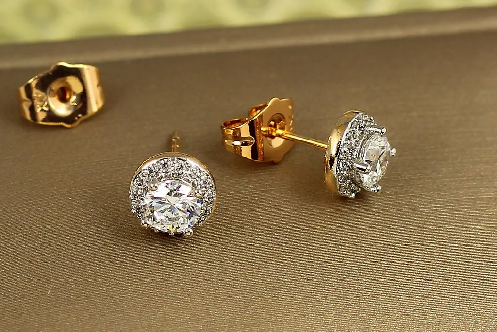 Сережки гвоздики Xuping Jewelry ореол з родієм 8 мм золотисті - фото 2