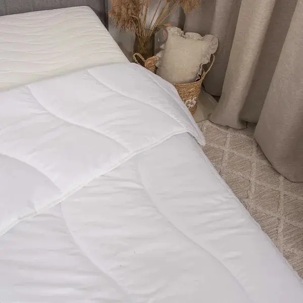 Ковдра євро силіконова Viluta Relax Light 21375 200x220 см біла - фото 4