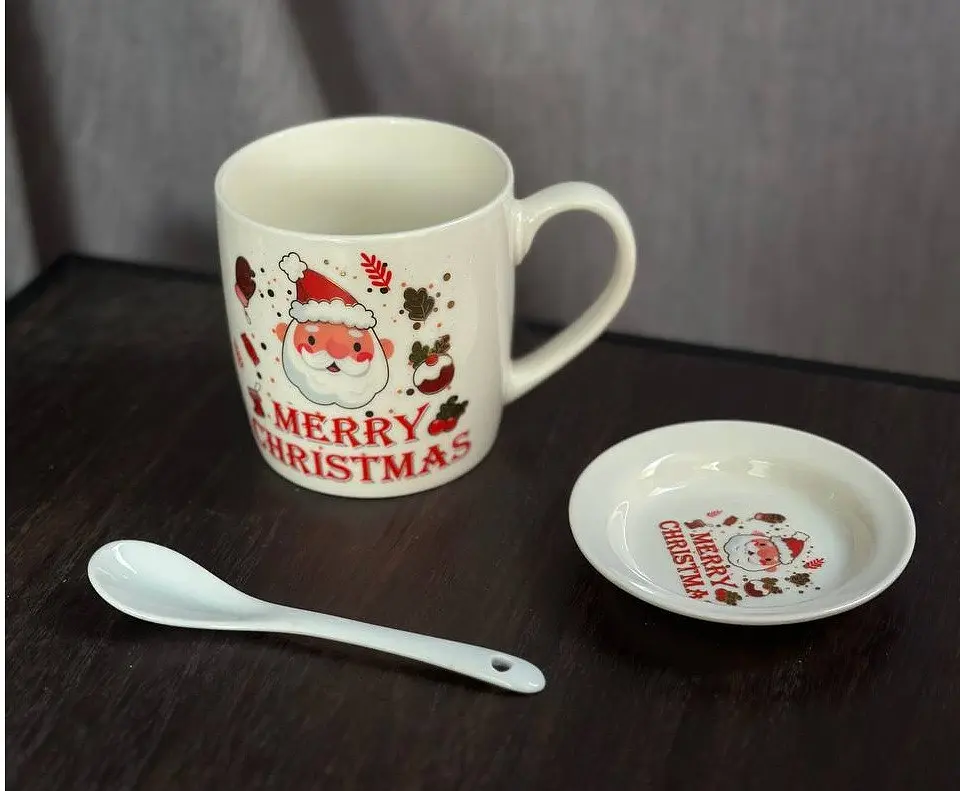 Чашка новогодняя Elisey 9150-005-1 Merry Christmas керамическая с ложкой и блюдцем 350 мл Белая - фото 3