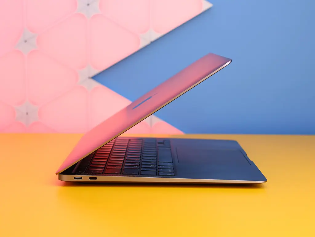Ноутбук Apple MacBook Air 13` 8/256GB Space Gray 2020 (MGN63) Б/В - фото 3