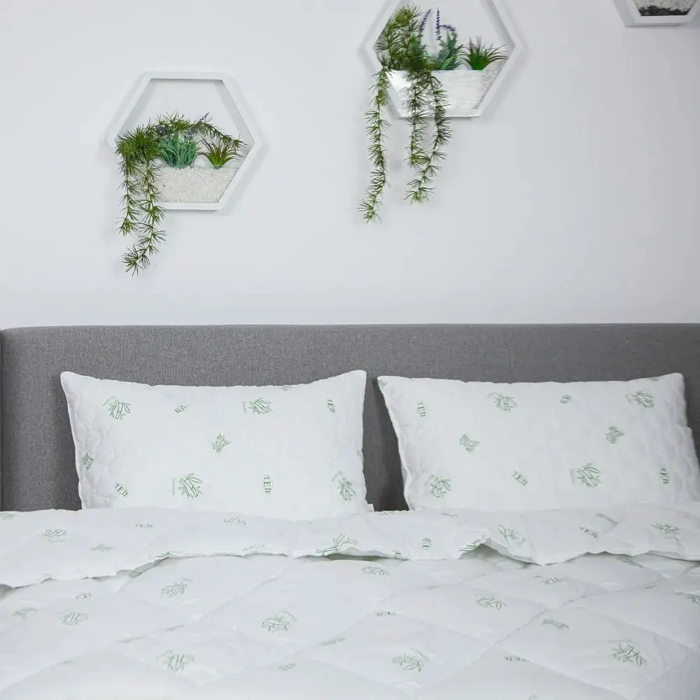 Комплект из одеяла и подушек ТЕП Dream Collection Bamboo 200х210 см / 50х70 см (1-04199_00000) - фото 3