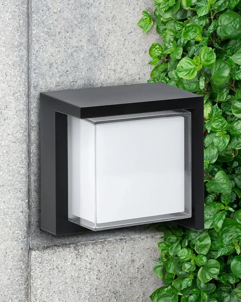 Уличный светильник Goldlux 330963 Essen LED 1x12W 4000K 1400Lm IP44 черный - фото 2