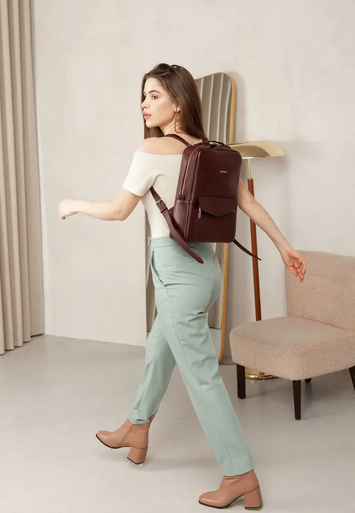 Шкіряний міський жіночий рюкзак на блискавці Cooper бордовий - фото 7