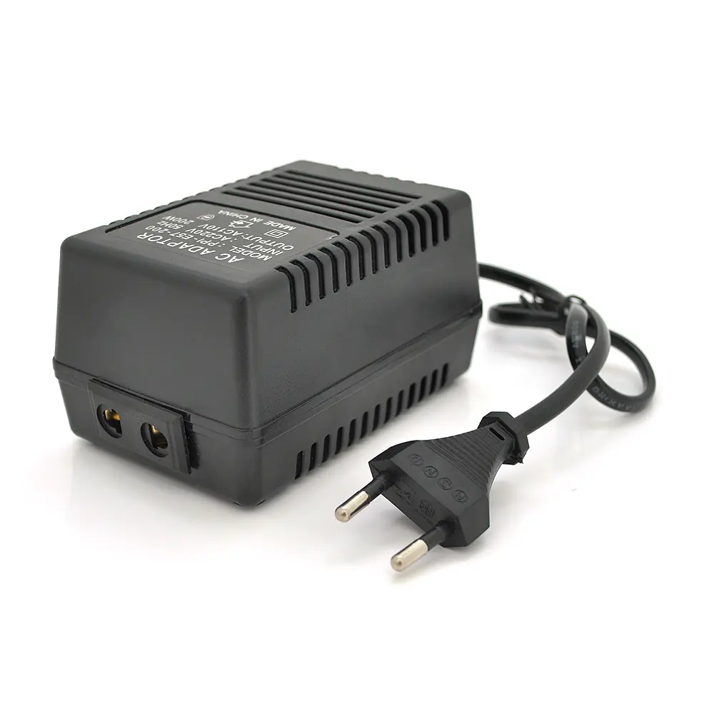 Перетворювач напруги Input 220 V / Output 110V, + універсальна розетка