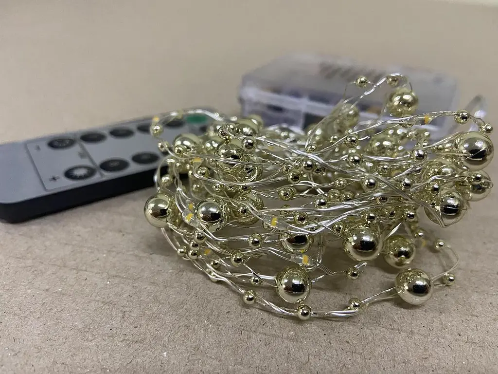 Гирлянда декоративная капля Жемчужина gold 20led c пультом - фото 2