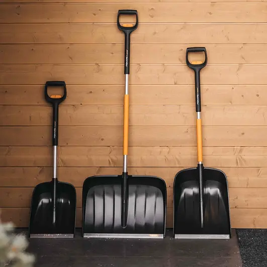 Телескопічна автомобільна лопата для снігу Fiskars X-series ™ 1057187 - фото 10