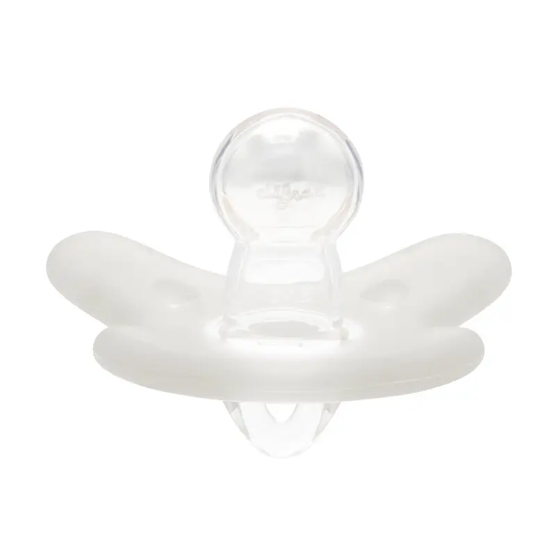 Пустушка силіконова Canpol babies симетрична 0-6 місяців біла - фото 2