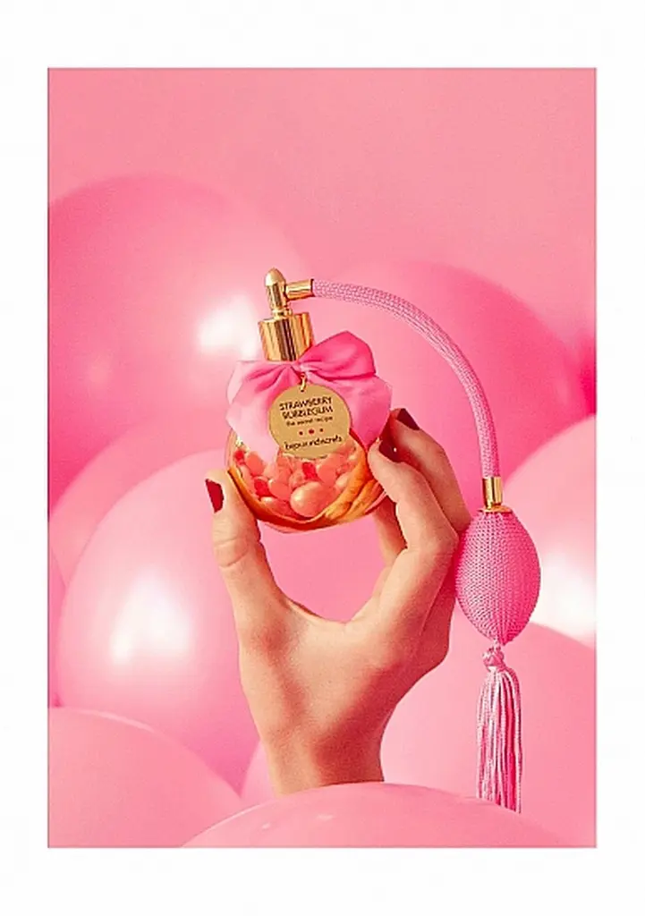 Спрей зволожувальний для тіла Bijoux Indiscrets Bubblegum 100 мл - фото 4