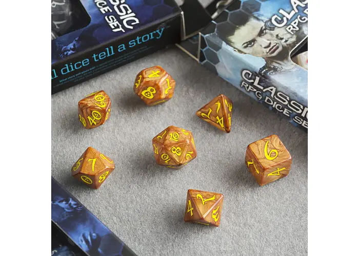 Набір кубиків Classic RPG Caramel & yellow Dice Set , 7 шт. (SCLE77) - фото 4