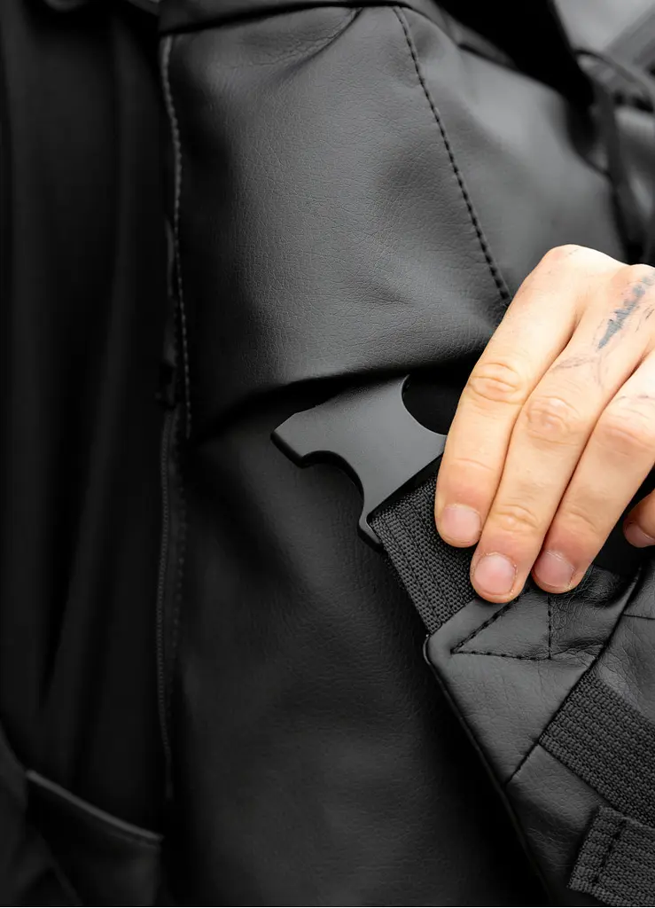Чоловічий рюкзак ролл Sambag RollTop KZN чорний 41 х 27 х 18 см (24300001m) - фото 5
