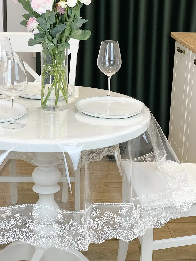 Силиконовая скатерть с молочным кружевом Блюмарин 15 см 390х140 см - фото 2