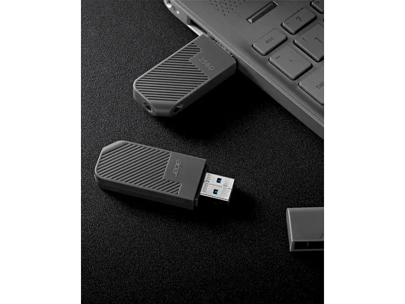 Флешка Acer UP300 256 GB Black USB 3.2 (BL.9BWWA.528) - фото 2