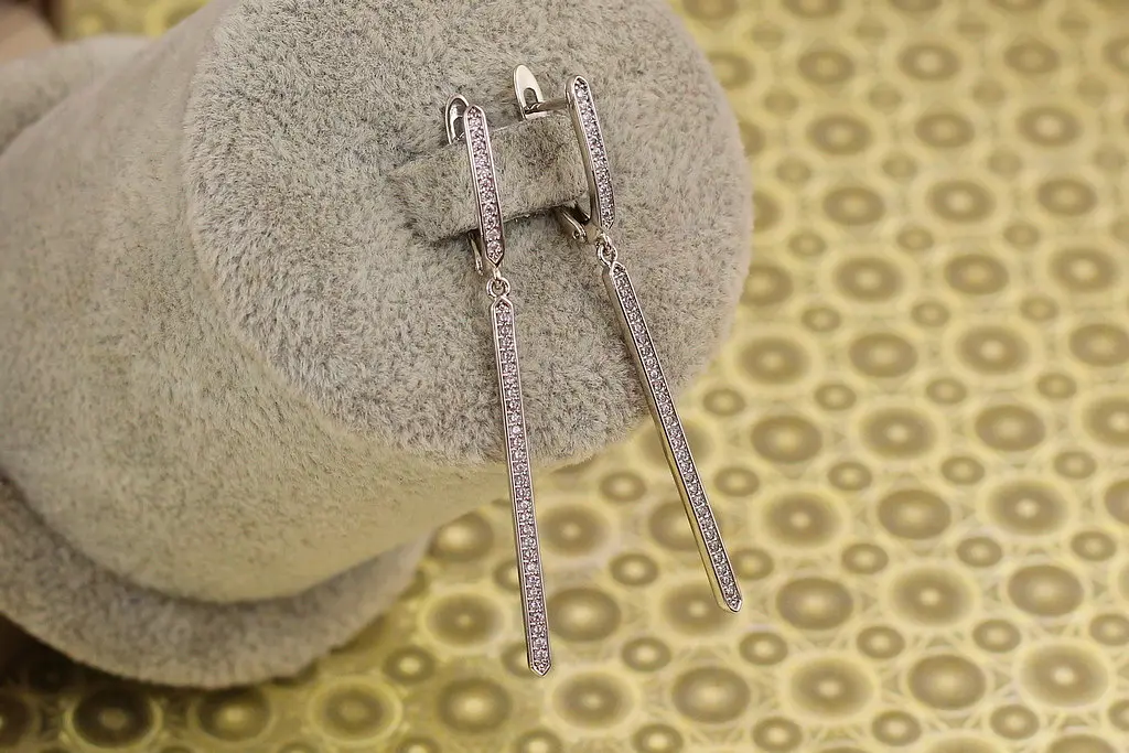 Сережки підвіски Xuping Jewelry Тонка паличка 5 см сріблясті - фото 2