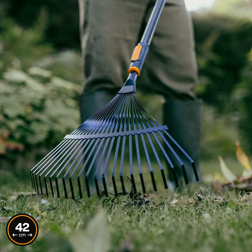Граблі сталеві віялові Fiskars OneClick 42 см (1080675) - фото 3