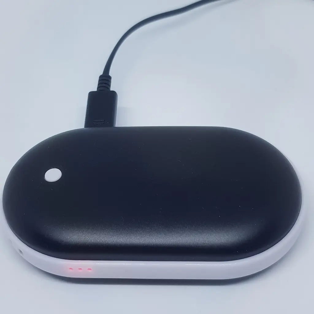 Кишенькова USB грілка обігрівач для рук Power Bank 5000 мАч чорна - фото 2