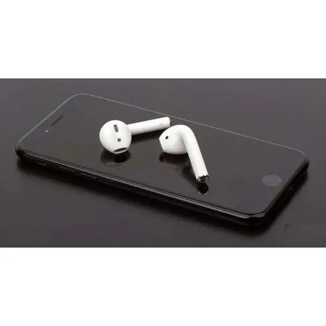 Беспроводная гарнитура Apple AirPods MMEF2 оригинал - фото 9