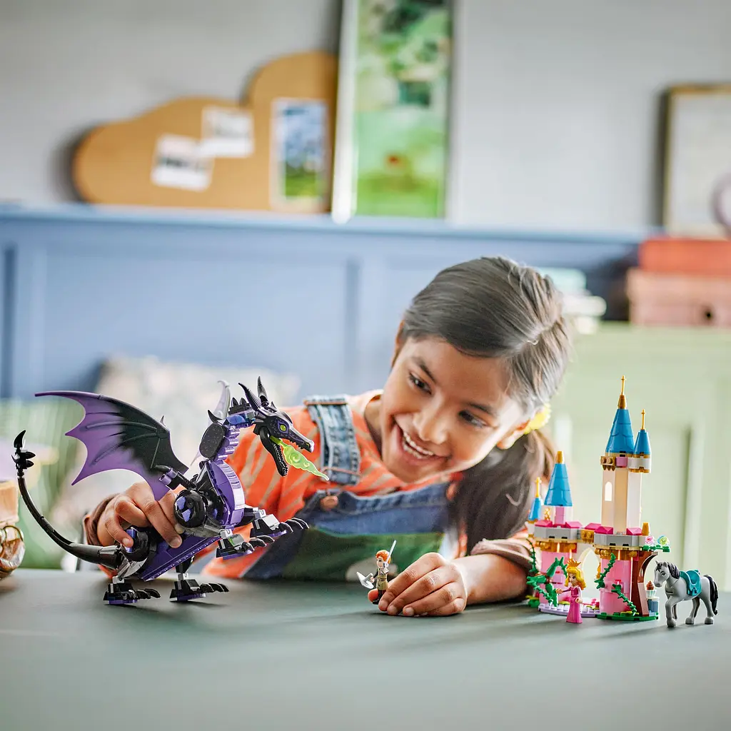 Конструктор LEGO Disney Princess Драконяча форма Малефісенти 583 деталі (43240) - фото 9