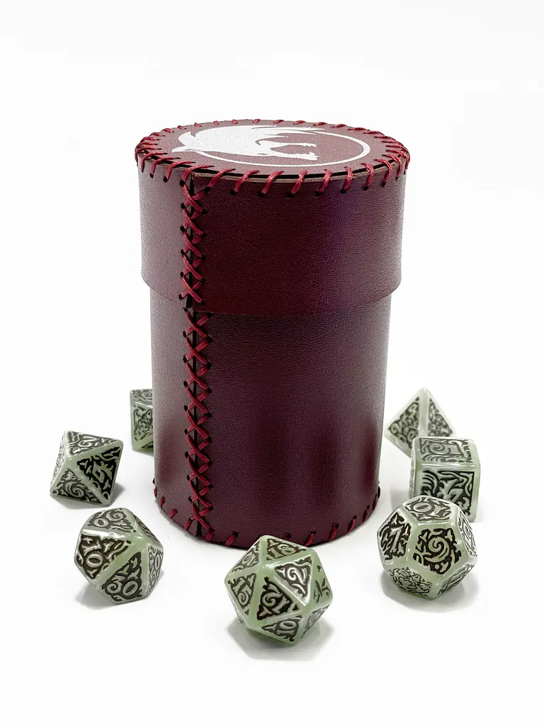 Настільна гра Планета Ігор Чаша для кубиків Вовк (бургунді) (Dice cup Wolf burgundy) (pi-dc009) - фото 4