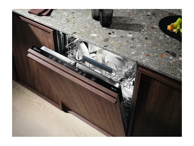 Вбудована посудомийна машина Electrolux EES47310L - фото 3
