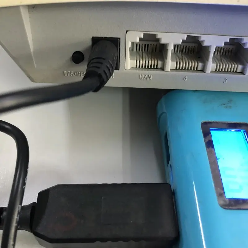USB перетворювач напруги DC від 4.8 до 12.8 вольт з екраном для швидких зарядок стандарту QC 3.0 (100923) - фото 5