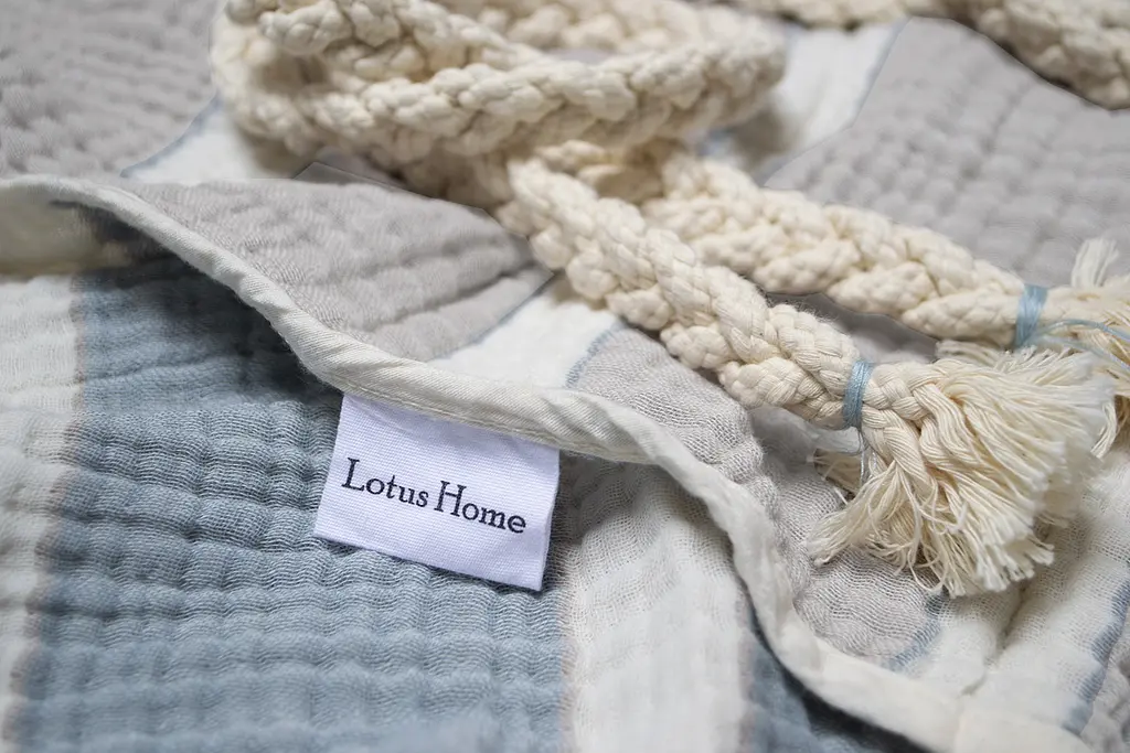 Халат Lotus Home - Milana muslin beige-lead blue L/XL - фото 4