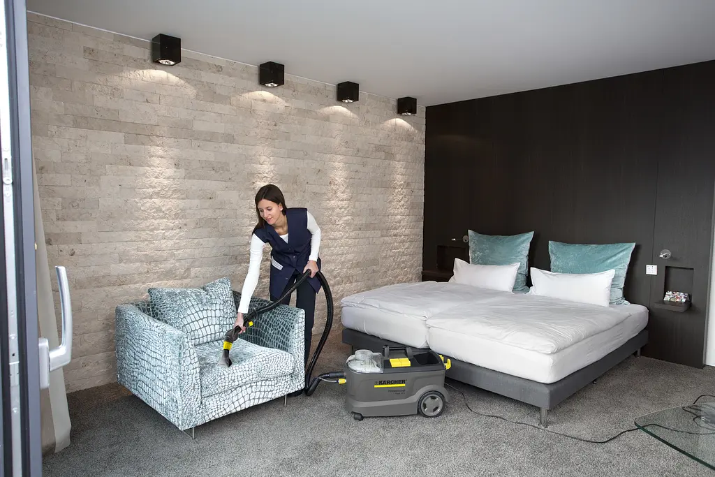 Моющий пылесос Karcher Puzzi 10/1 [1.100-131.0] [73228] - фото 6