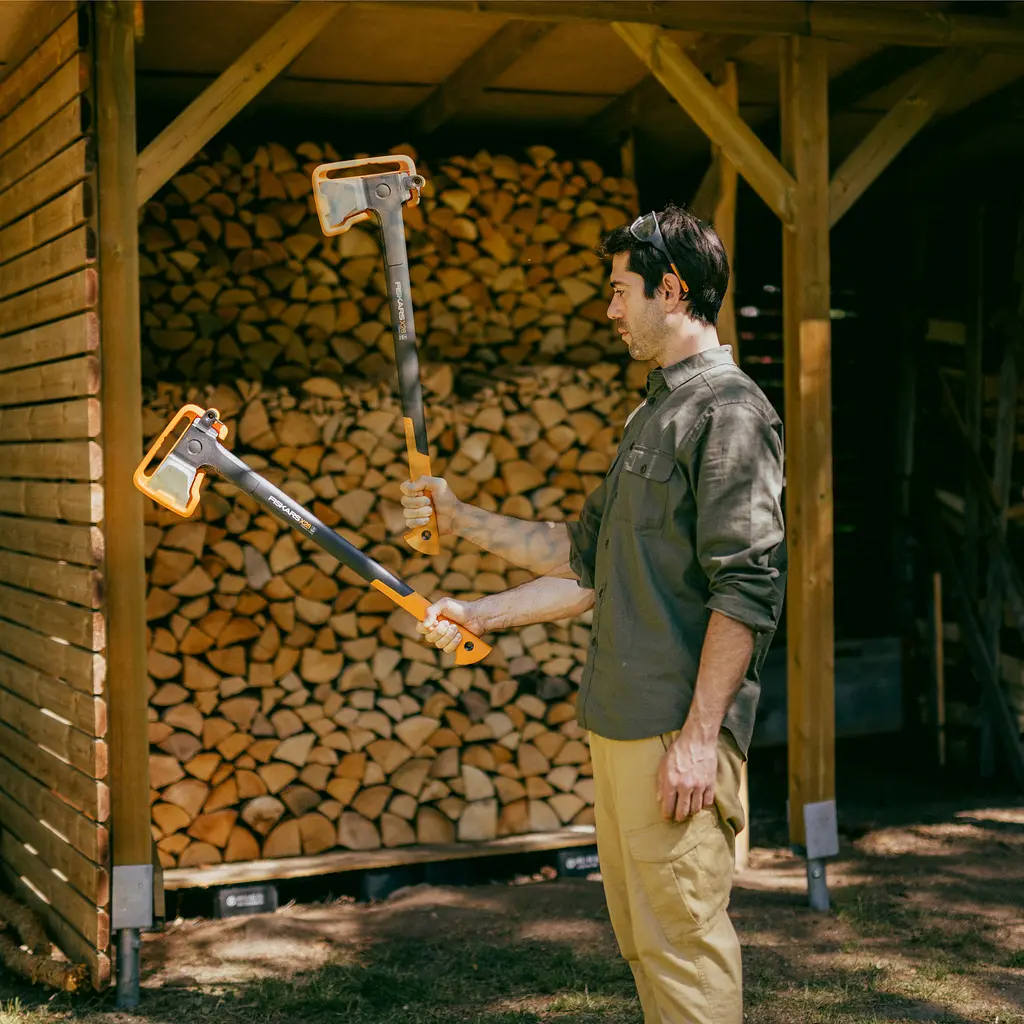 Сокира-колун Fiskars X-series X24 Splitting S 1069105 - фото 10