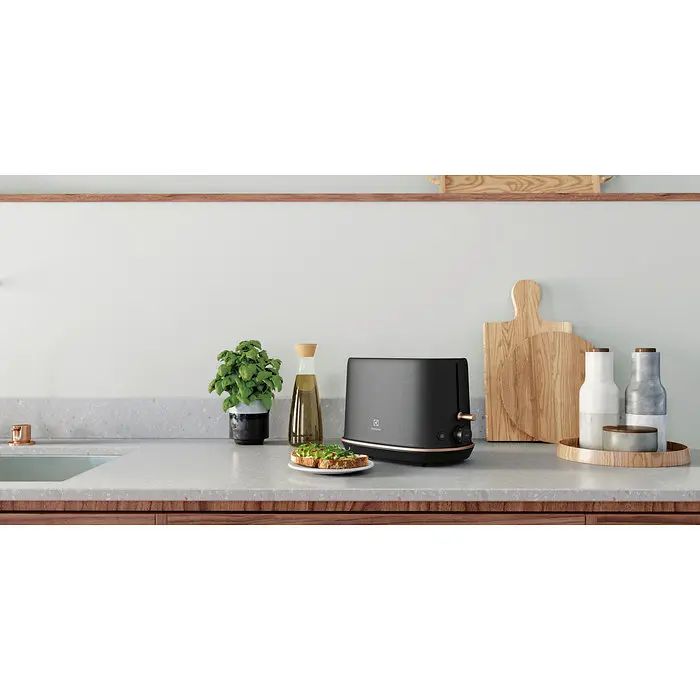 Тостер Electrolux E7T1-6BP - фото 2
