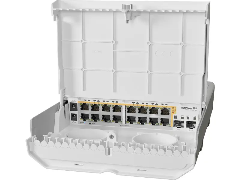 PoE-коммутатор MikroTik CRS318-16P-2S+OUT - фото 2