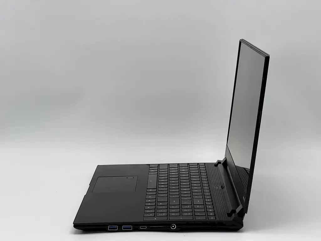 Ноутбук GIGABYTE 15.6" Aero 15 OLED KC RP75, i7-10870H, 16 GB, 960 GB, NVIDIA GeForce RTX 3060, 3840x2160, OLED (SH2510807) Б/у - фото 4