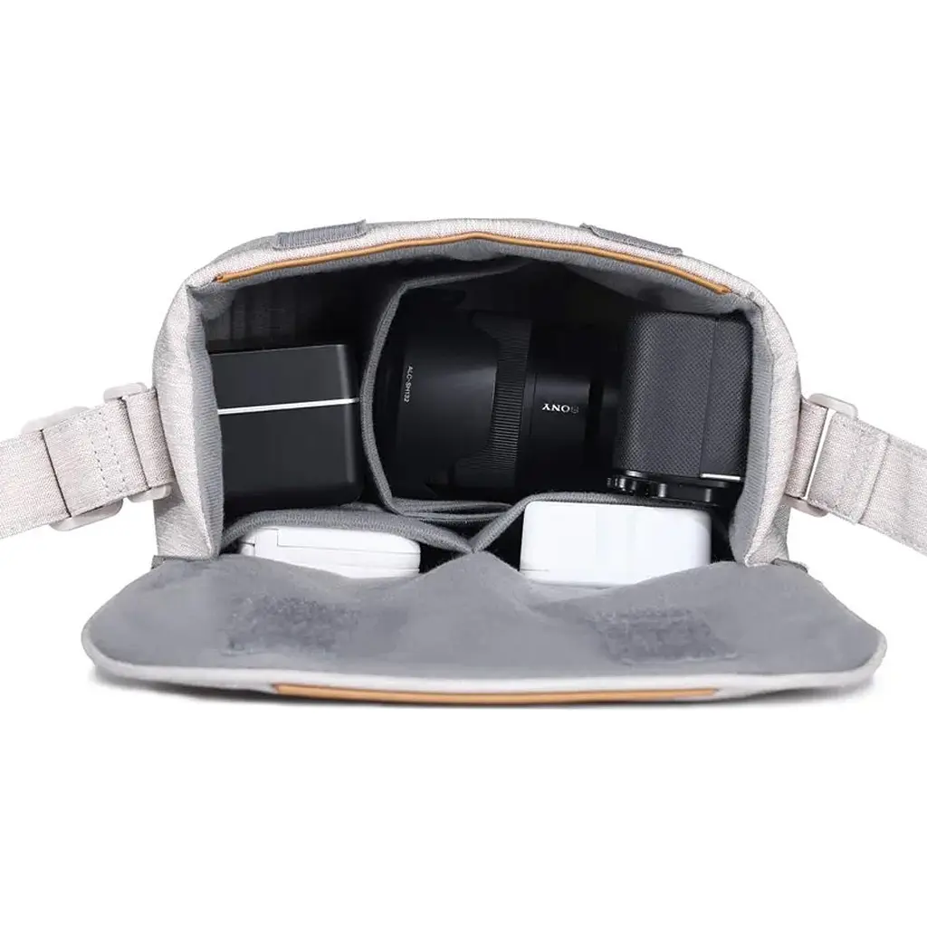 Сумка для фотоапарата Ulanzi Vijim Light weight Single-shoulder White (B011 F01) [161573] - фото 6