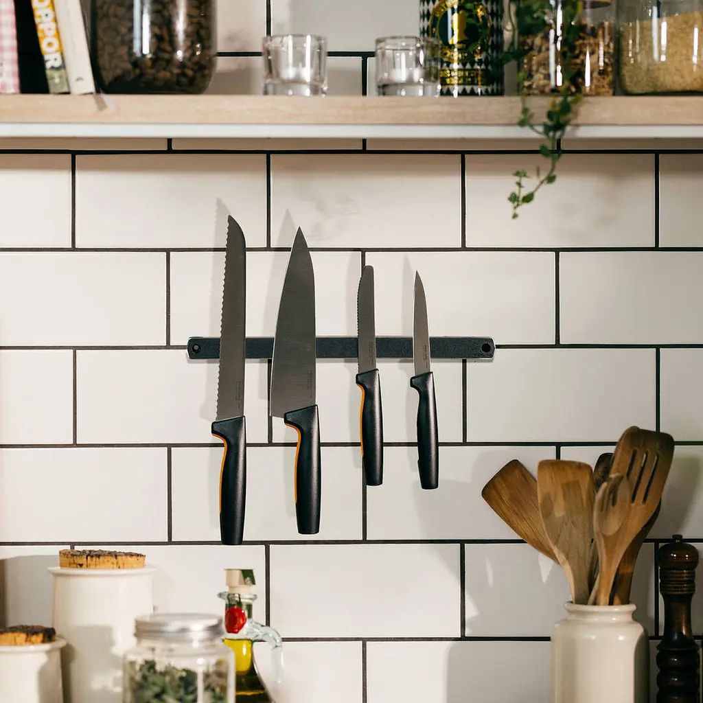 Магнітний тримач для ножів Fiskars Functional Form 32 см 1001483 - фото 3