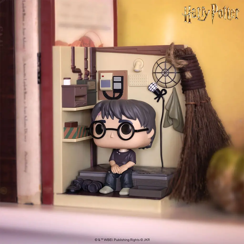 Ігрова фігурка Funko Pop! Nooks - Гаррі Поттер у комірчині (86246) - фото 3
