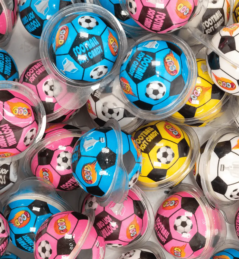 Жувальні цукерки Halloween 3D Football Gummy Candy with Jam - фото 4