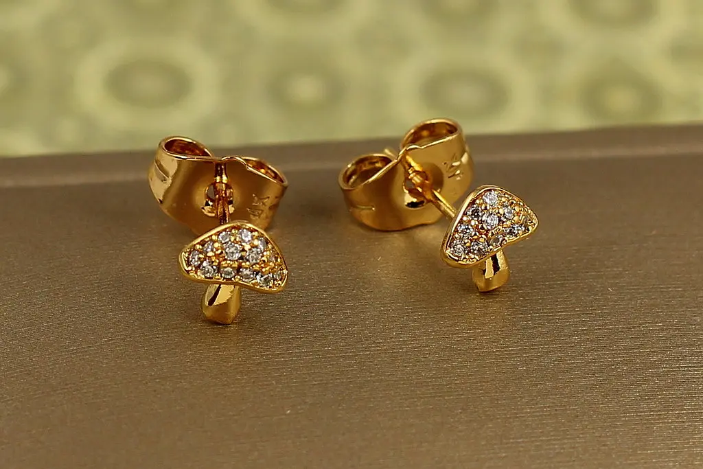 Сережки гвоздики Xuping Jewelry Грибочки 7 мм золотисті - фото 2