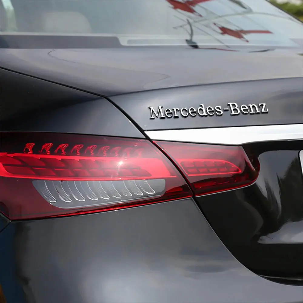 Емблема-напись Mercedes-Benz чорна глянцева 250х40 мм пластик (на скотчі) - фото 4