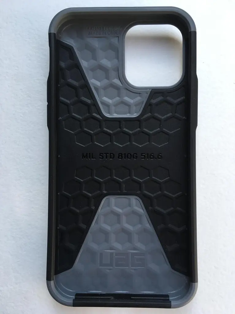 Чохол протиударний UAG Civilian 11235D113333 (Original) для iPhone 12/12 Pro (6.1") Silver - фото 8