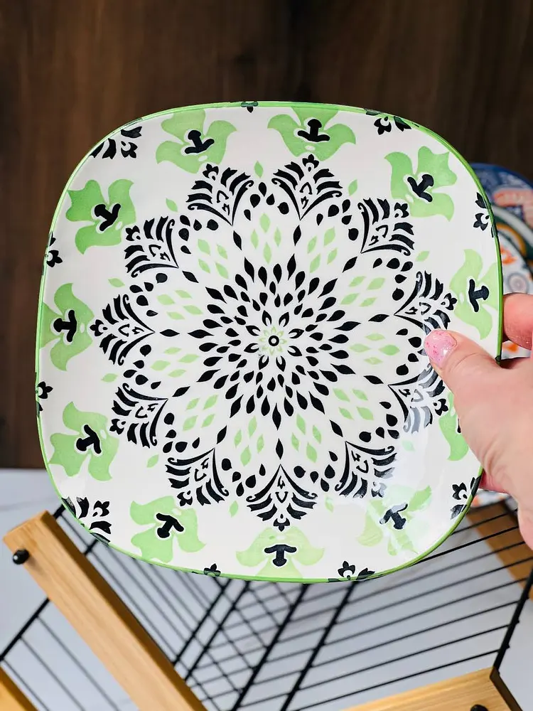 Тарілка квадратна салатова 20,5x2,5 см "Тригір'я"