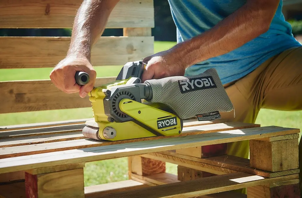 Шліфмашина стрічкова Ryobi ONE+ R18BS-0 18В акумуляторна без АКБ та ЗП - фото 2