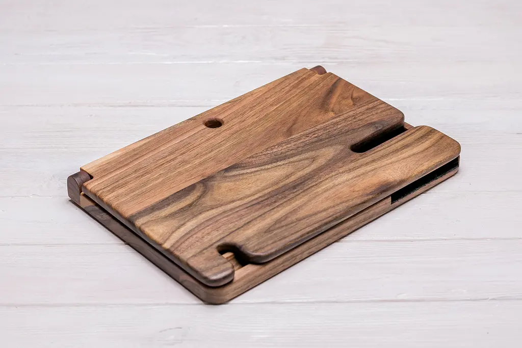 Підставка для гаджетів з бездротовою зарядкою ecoWalnut 300x231x210 мм - фото 2