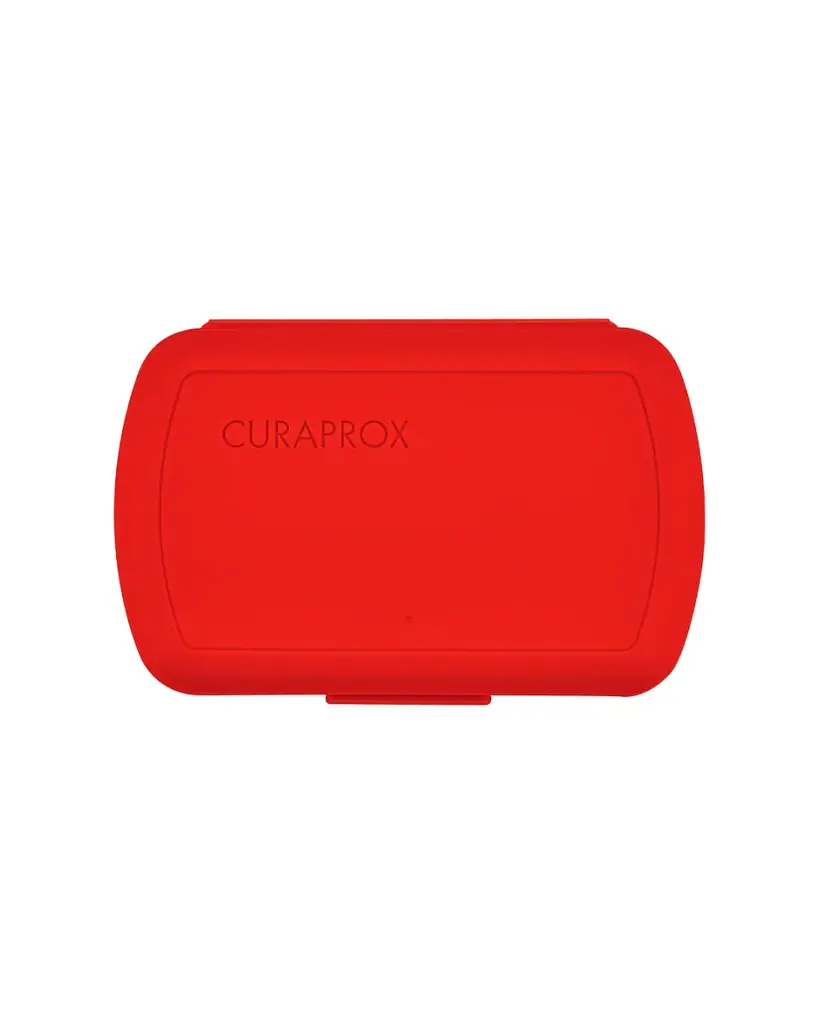 Дорожный набор Curaprox Kids красный: зубная щетка Kids + детская зубная паста 10 мл + ершики 2 шт. - фото 7