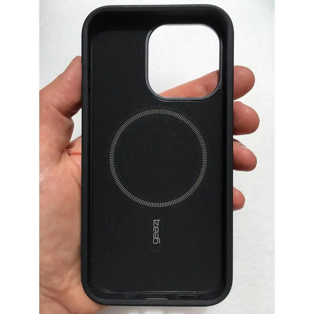Противоударный чехол Gear4 Brooklyn MagSafe для iPhone 13 Pro (6.1") Black 702008228 - фото 6