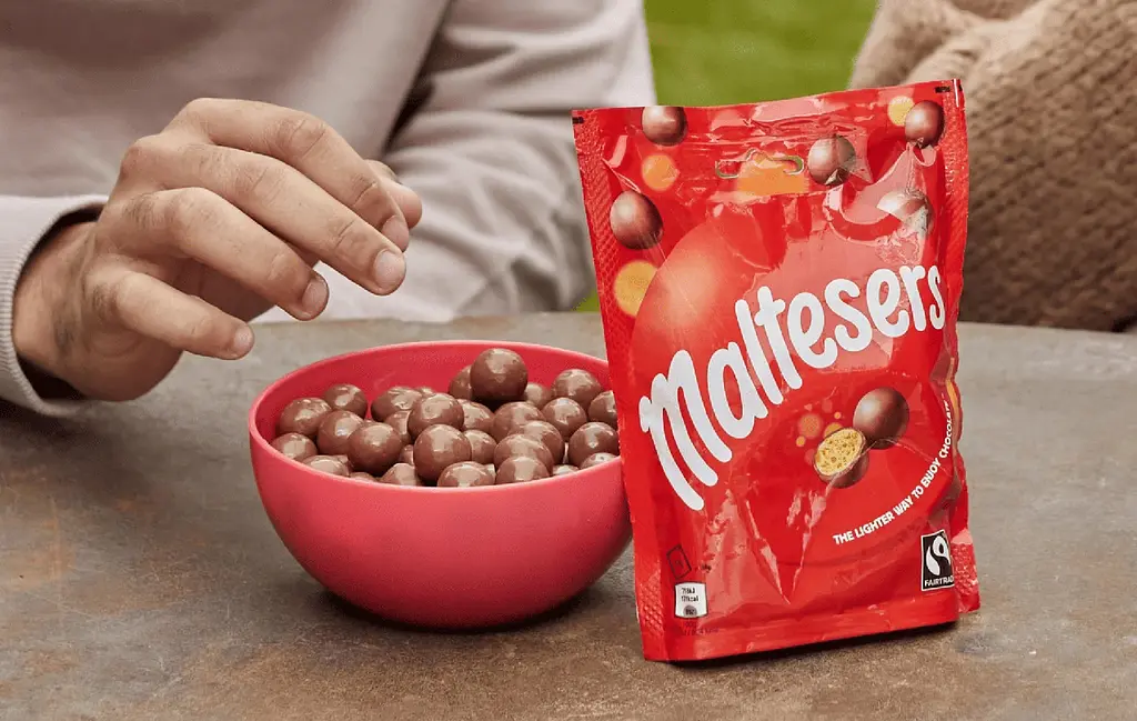 Шоколадні кульки Maltesers Chocolate Enjoy 93г - фото 4