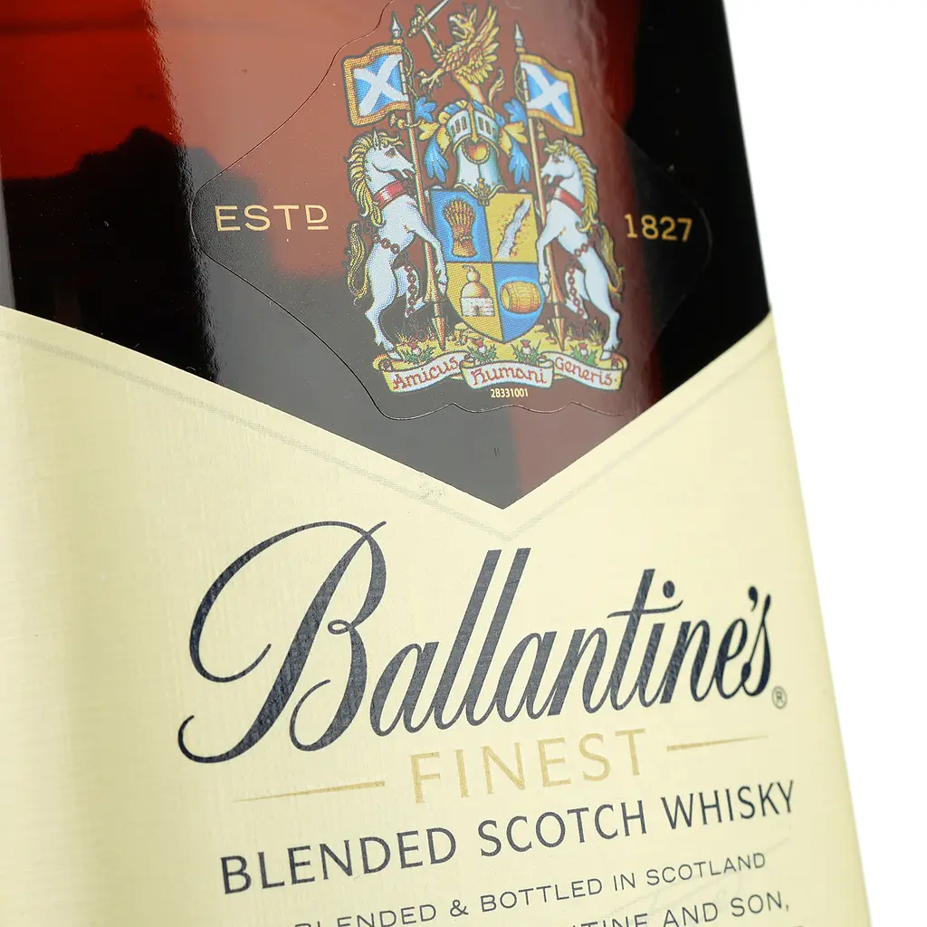 Уценка. Виски Ballantine's Finest Blended Scotch Whisky 40% 0.5 л - фото 4