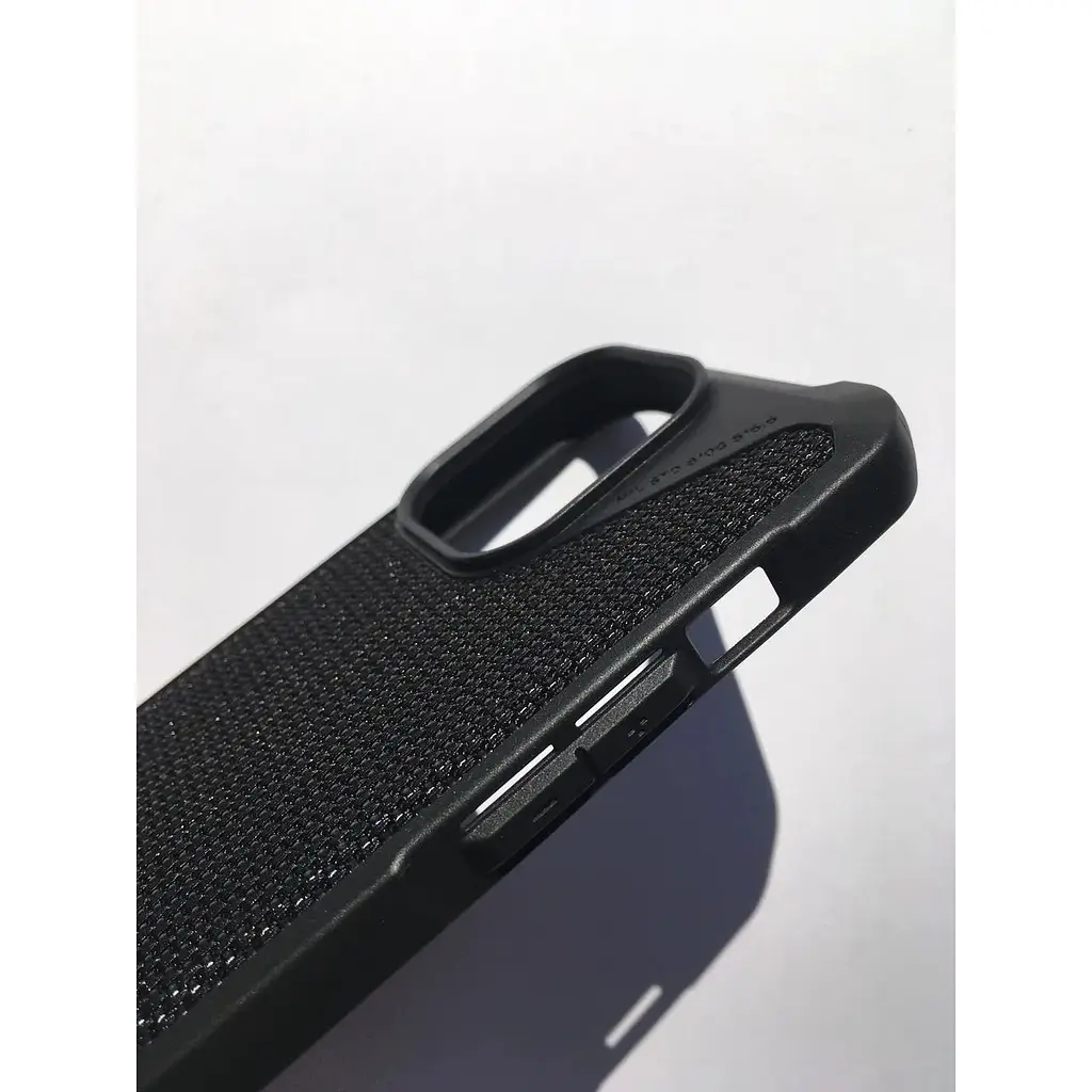 Оригінальний протиударний чохол UAG Metropolis LT MagSafe для iPhone 15 Pro Max Kevlar Black 114297113940 - фото 10