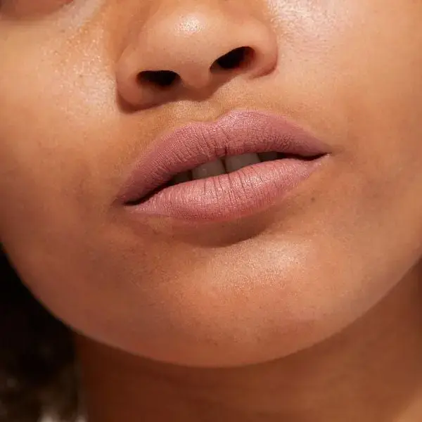 Рідка помада для губ Gosh Liquid Matte Lips відтінок 007 Nougat Crisp 4 мл - фото 5