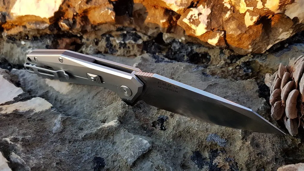 Ніж складаний туристичний Ruike P135-SF/(9.2 см) 14C28N/steel 420 сірий - фото 8
